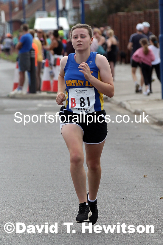 Girls under-15s 2021 Northern 6 and 4 Stage and Young Athletes Road Relays, Redcar. Photo: David T. Hewitson/Sports for All Pics